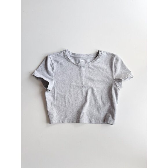 Aritzia TNA Hold-It Ortiz Grey Cotton Jersey Cropped Crew Neck T-Shirt, Size M - Picture 5 of 16